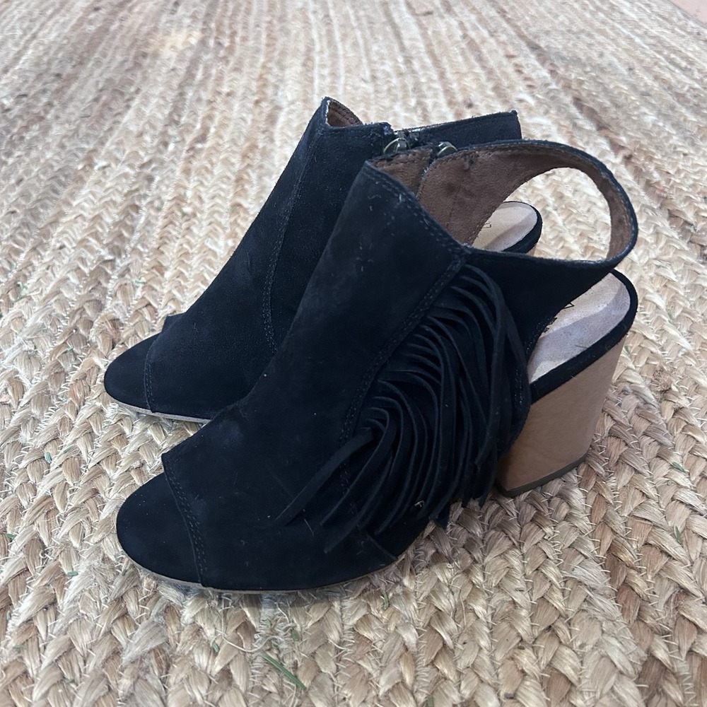 Tamaris‎ Suede Tassel Open Toe Chunky Heel Booties Size 37 Black Slingback